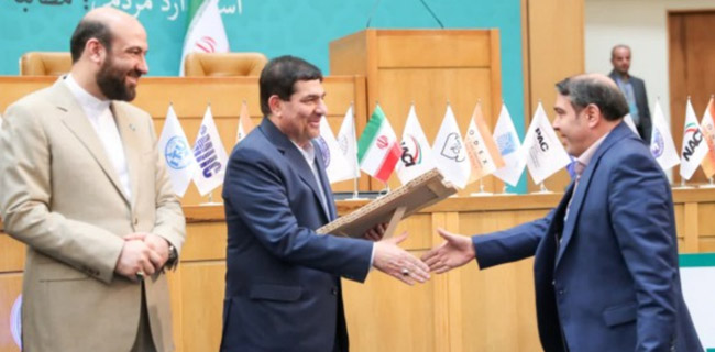 سیم و کابل ستاره یزد در جمع پنج واحد نمونه استاندارد کشوری سال ۱۴۰۱