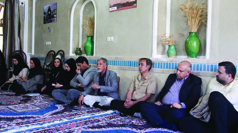 نشست ذی‌نفعان خوشه گردشگری یزد؛ گامی به سوی رونق صنعت گردشگری استان
