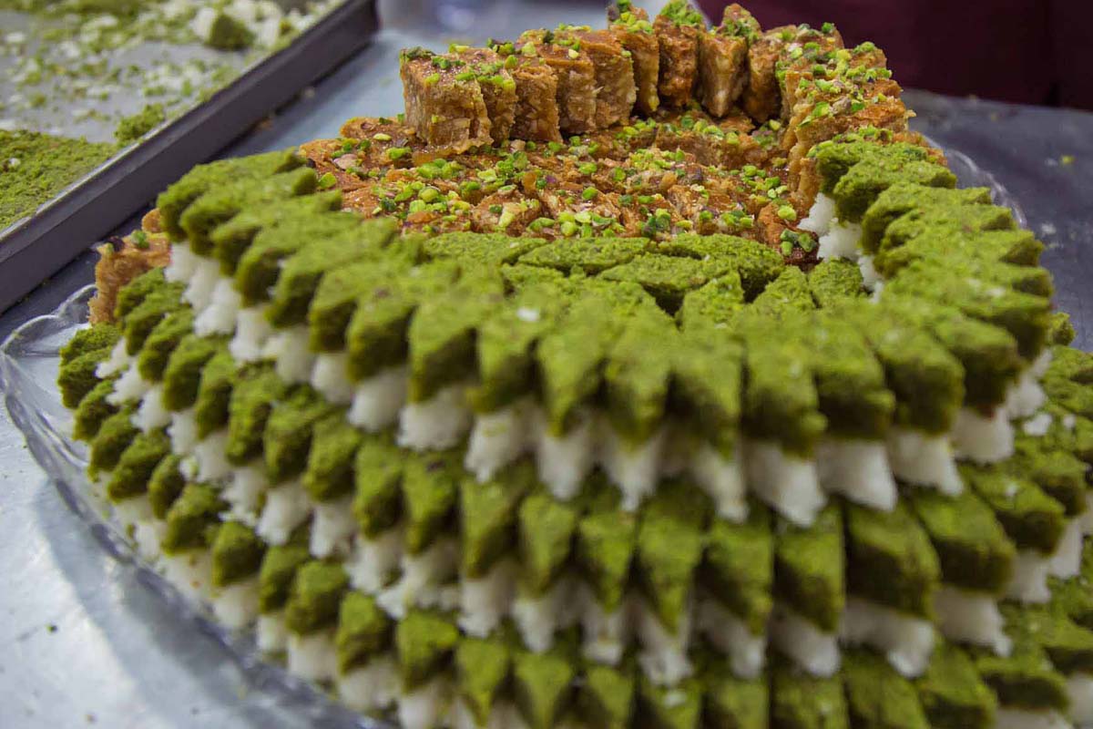 بنگاه شیرینی سازی قصر