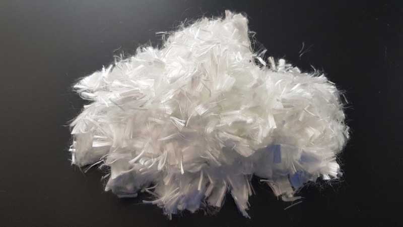 الیاف پلی استر رنگی