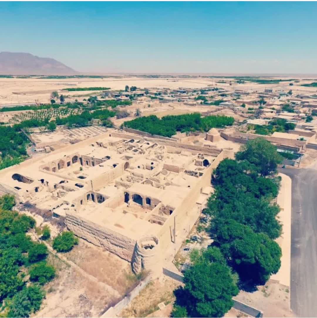 عنوان عکس